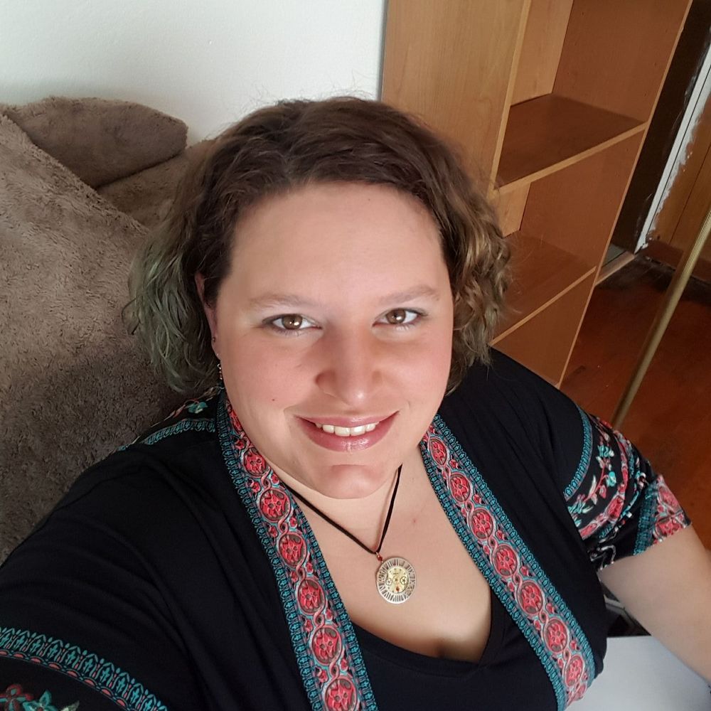 Meet your Posher, Nicole